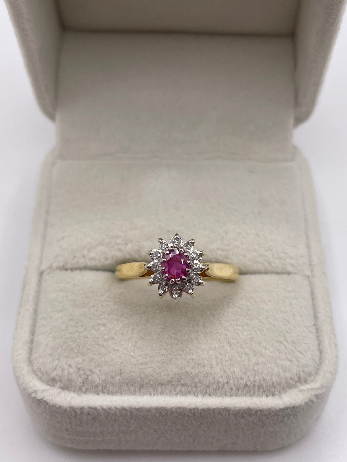 18ct gold ruby and diamond ring