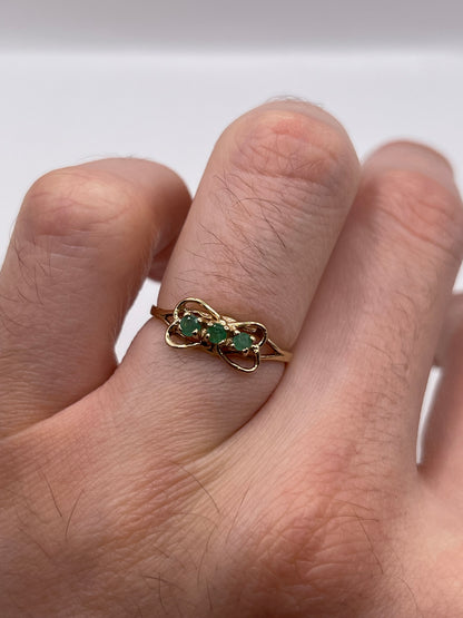 9ct gold emerald ring