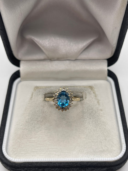 9ct gold blue topaz and diamond ring