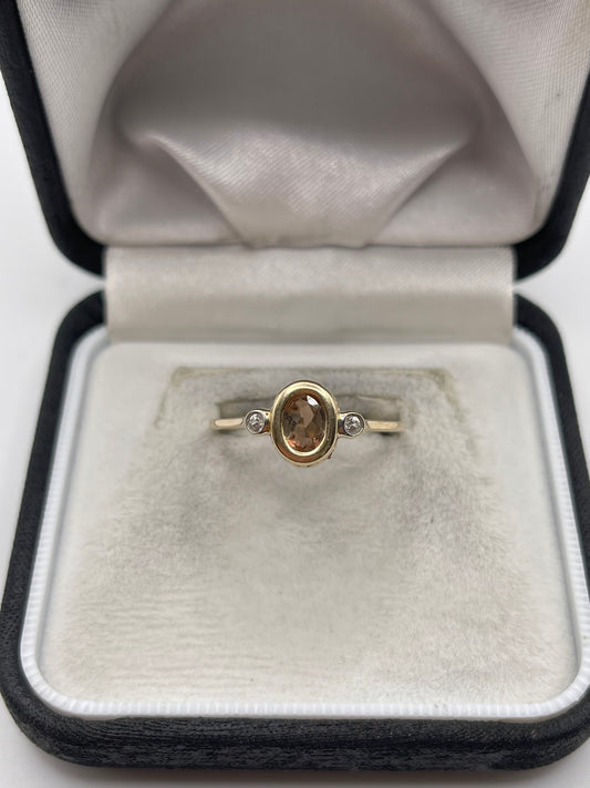 9ct gold quartz and zircon ring