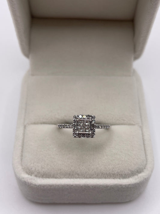 14ct white gold diamond cluster ring