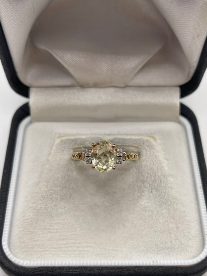 9ct gold quartz and zircon ring
