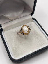 Load image into Gallery viewer, 9ct rose gold cameo ring
