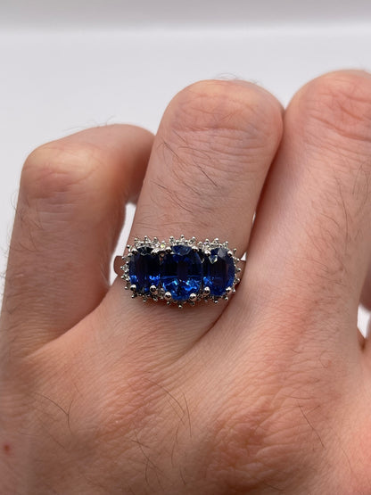 9ct white gold kyanite and diamond ring