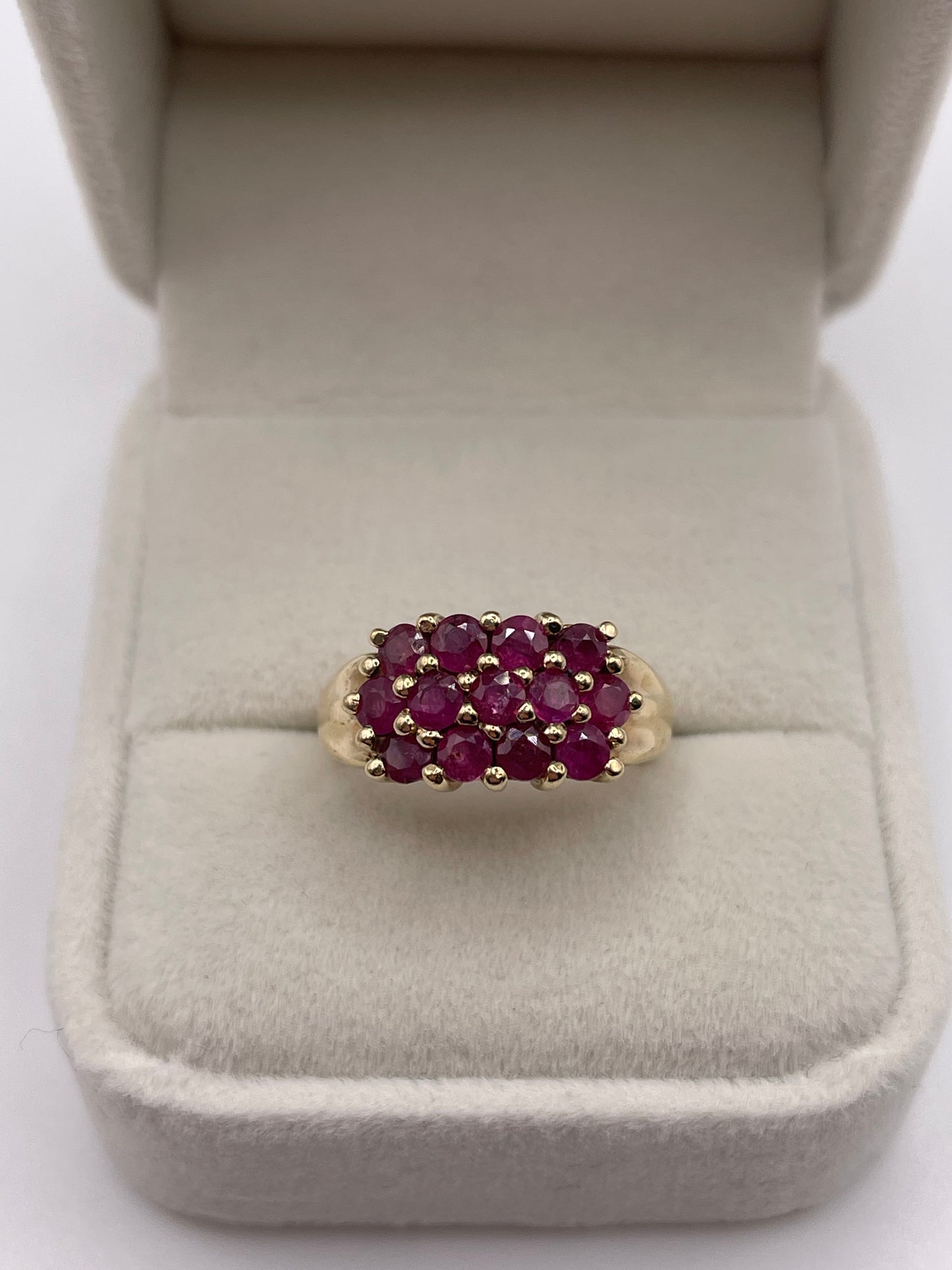 9ct gold ruby cluster ring