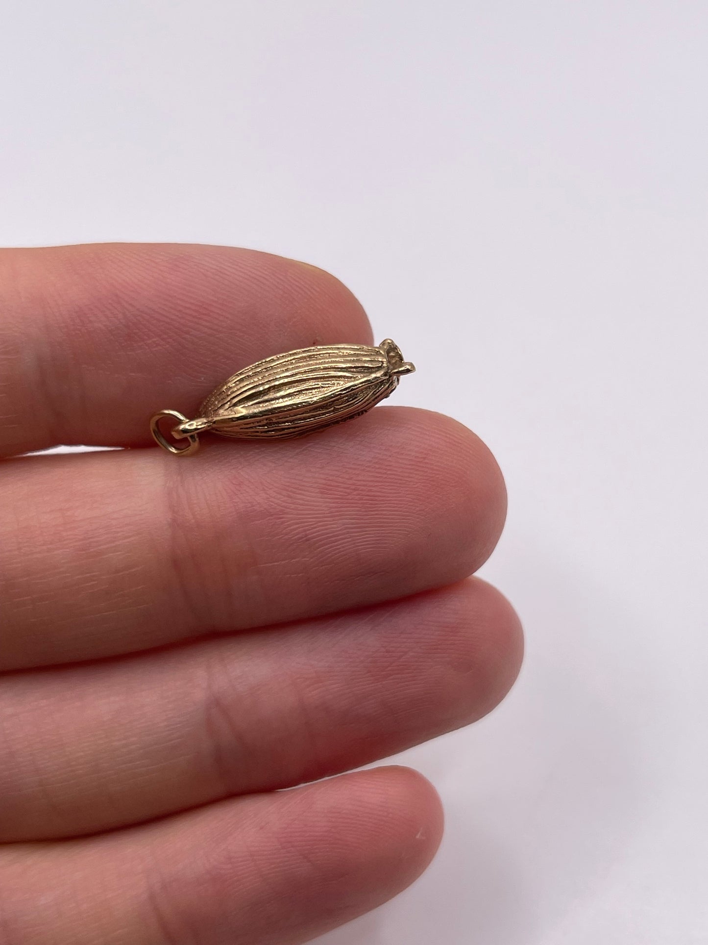 9ct gold boat charm