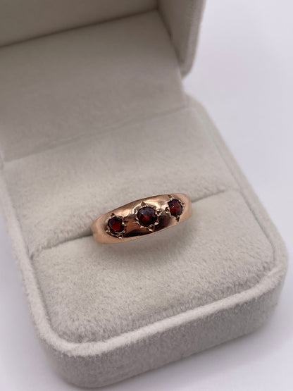 9ct rose gold garnet gypsy ring