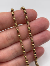 Load image into Gallery viewer, 9ct gold chain 27
