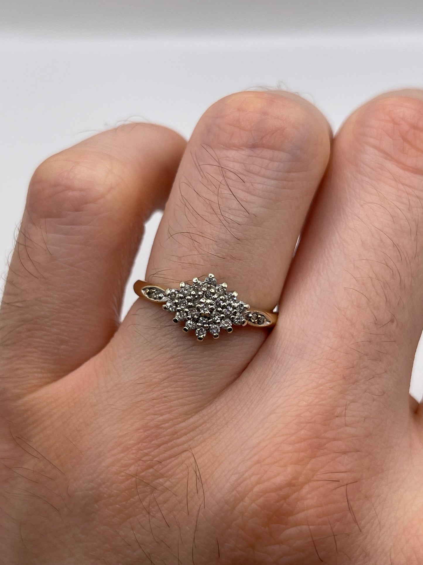 9ct gold diamond cluster ring