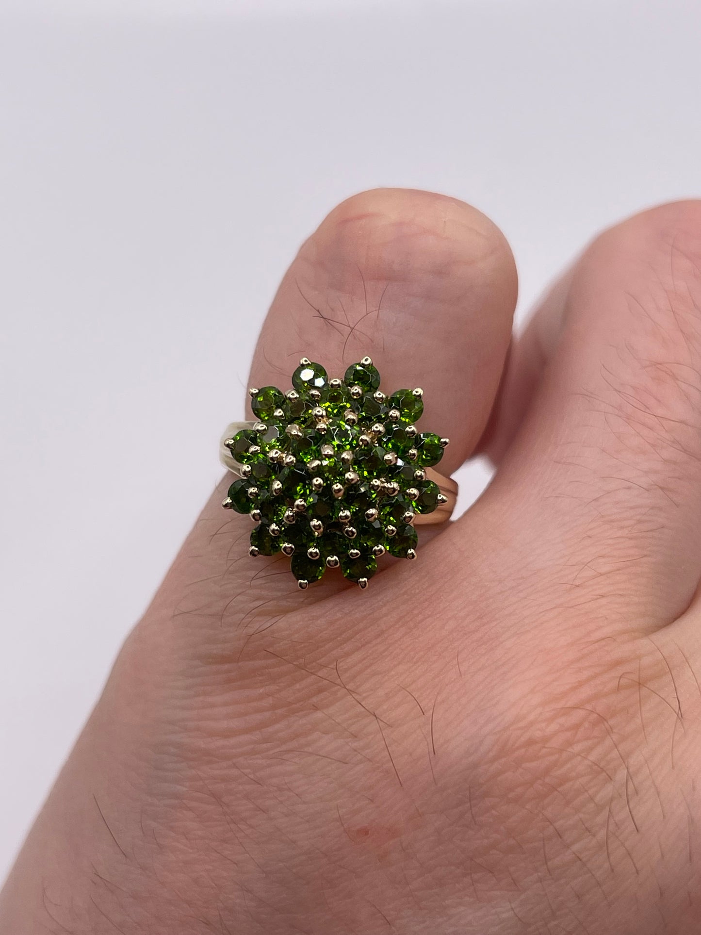 9ct gold diopside cluster ring