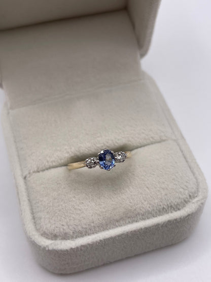 9ct gold sapphire and diamond ring