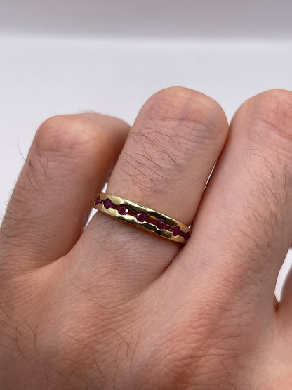 9ct gold ruby ring