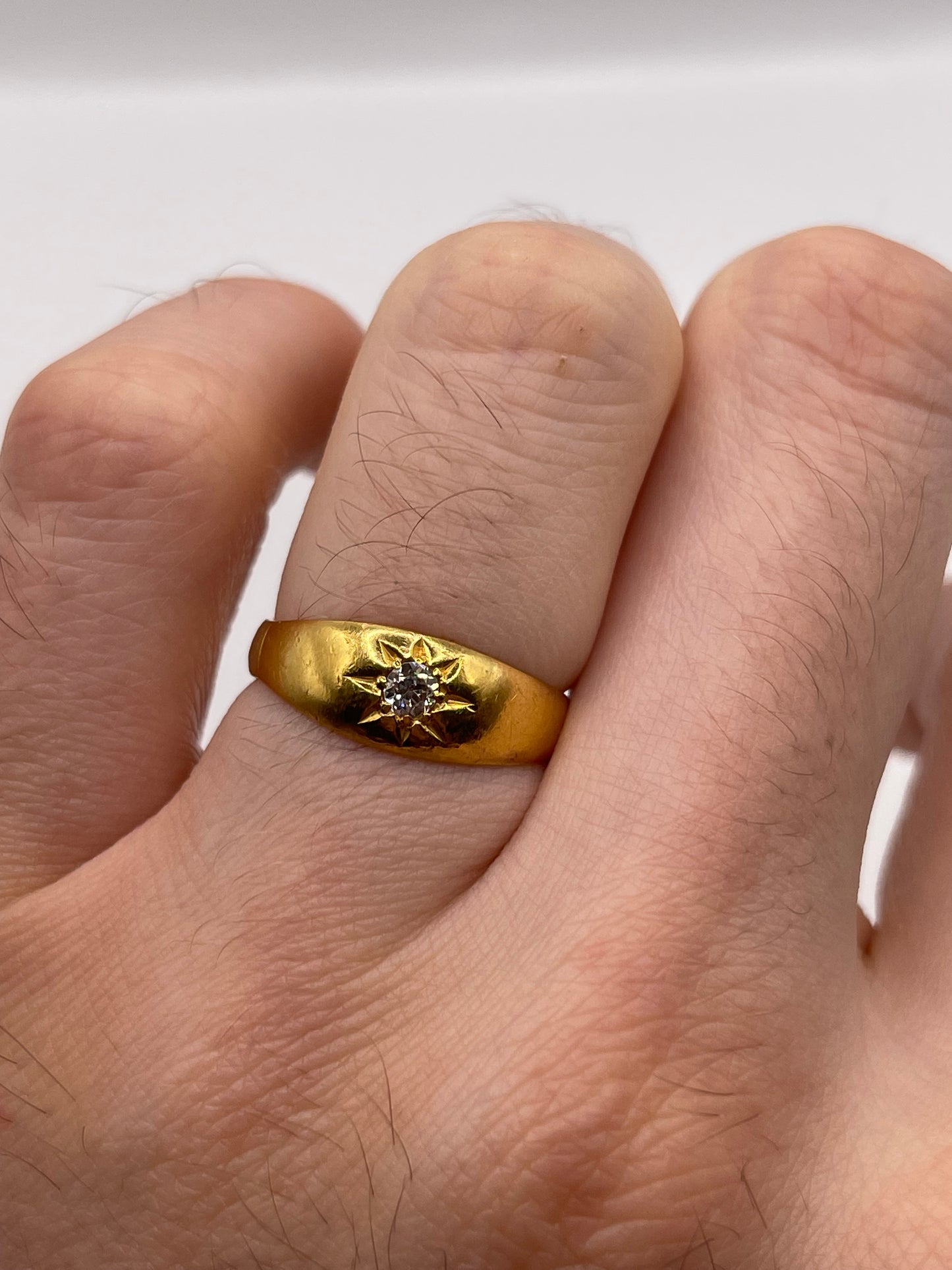 Antique 18ct gold diamond gypsy ring