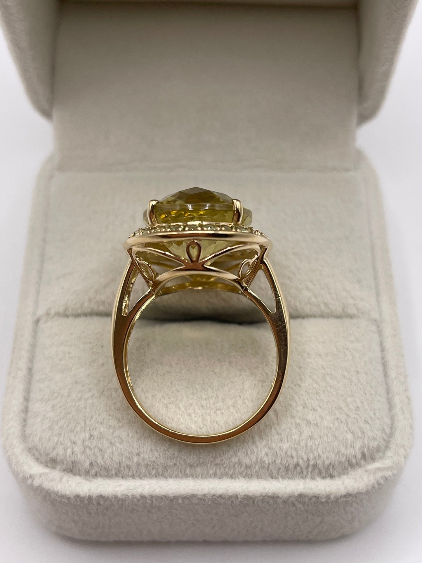 9ct gold lemon quartz ring