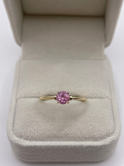 9ct gold quartz ring