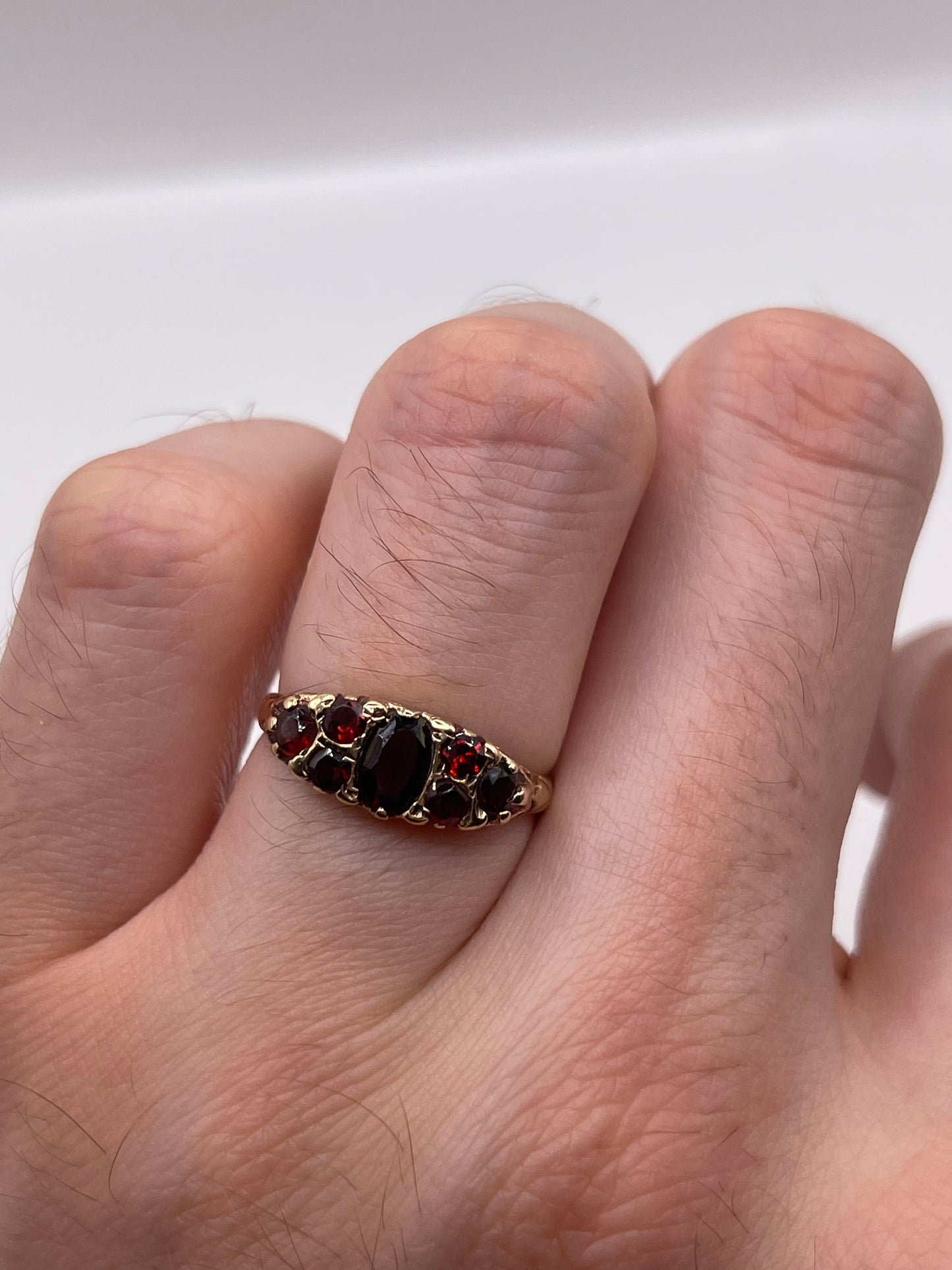 9ct gold garnet cluster ring