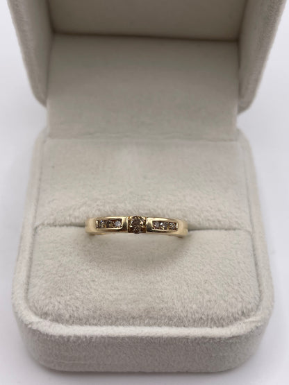 9ct gold diamond ring