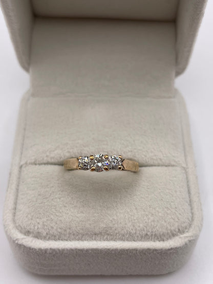 14ct gold diamond ring