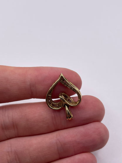 9ct gold diamond heart pendant