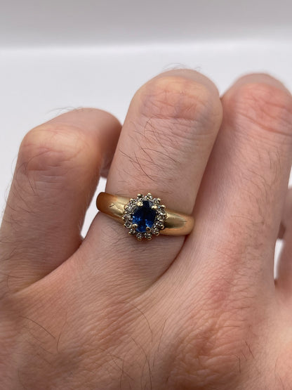 9ct gold sapphire and diamond ring