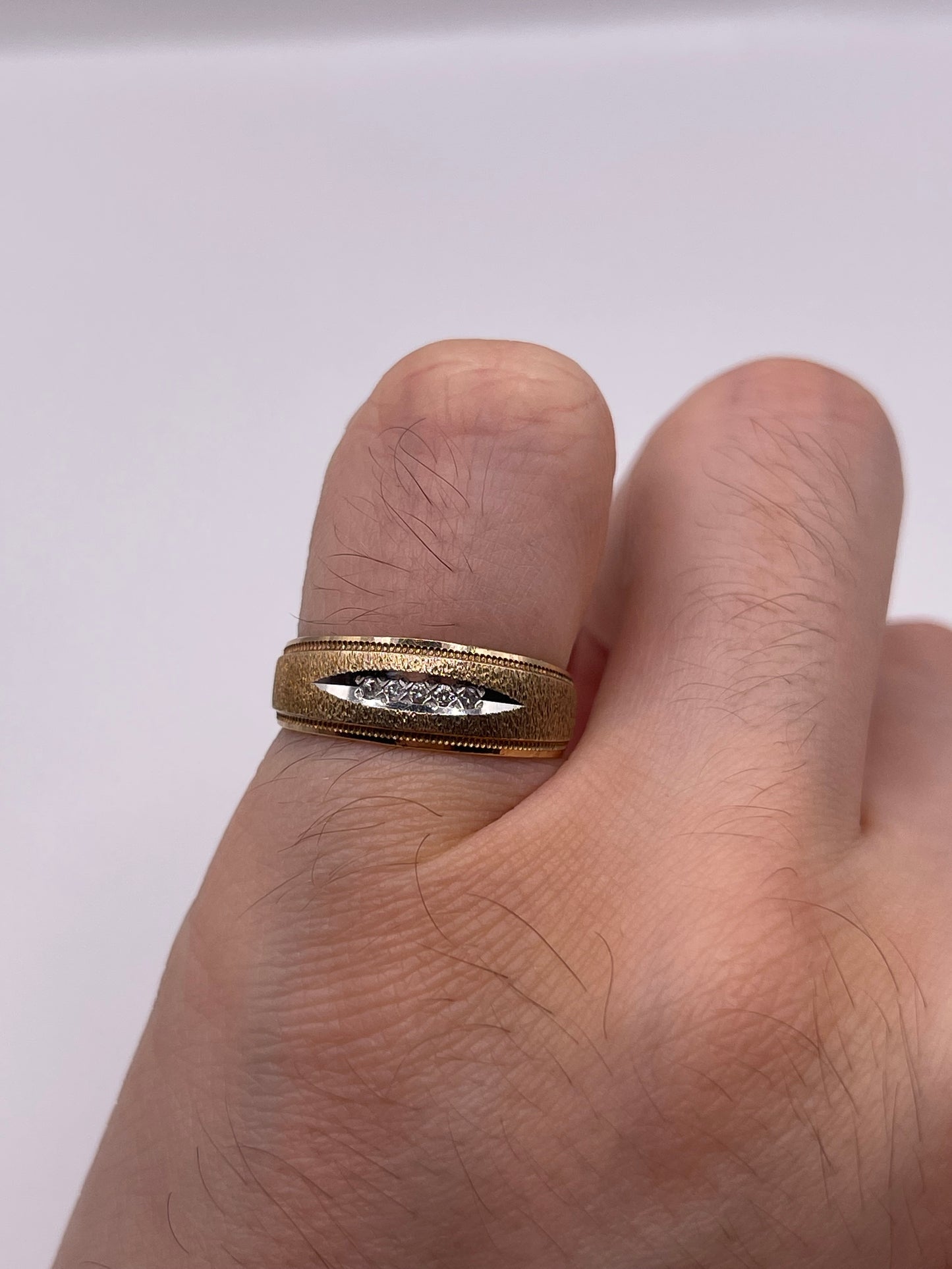 9ct gold diamond ring