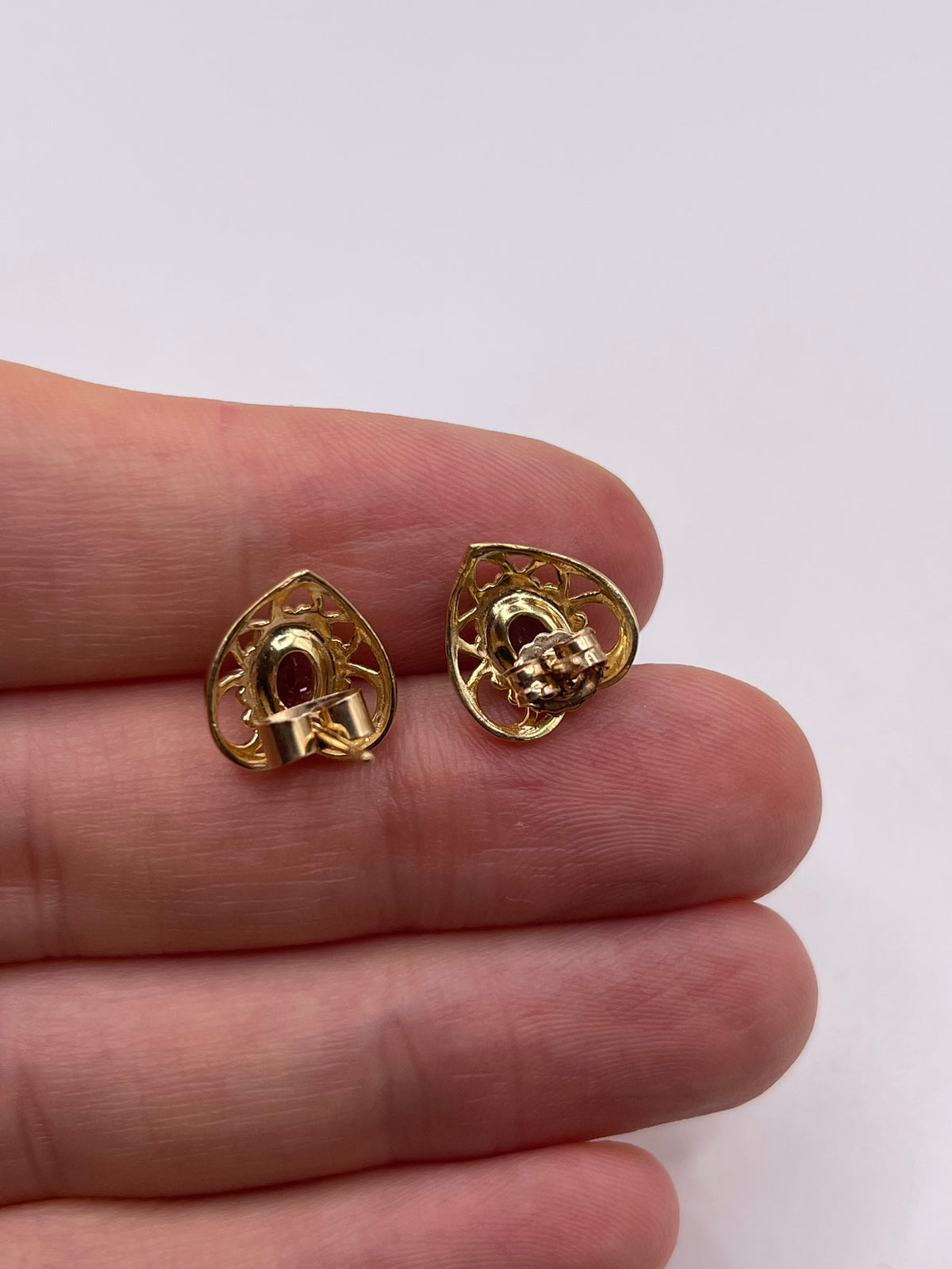 9ct gold amethyst heart earrings