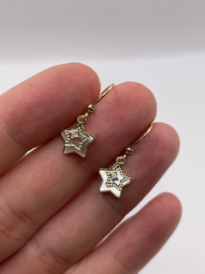 9ct gold mother of pearl star earrings