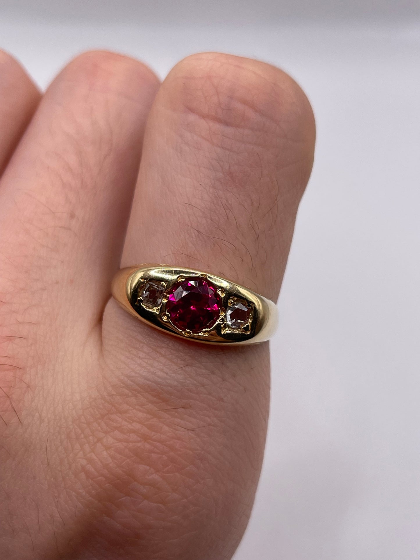 18ct gold synthetic ruby and rose cut diamond ring