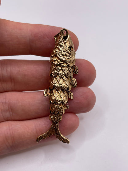 Huge heavy 9ct gold articulated fish pendant