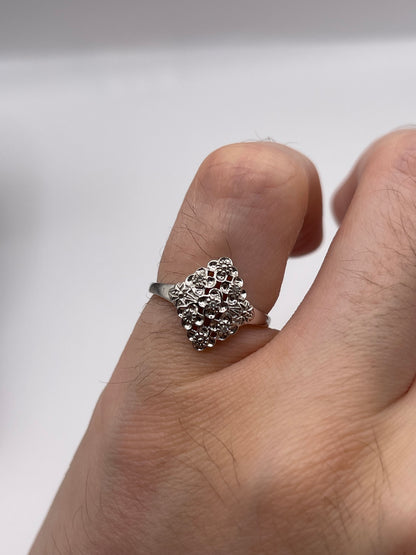 9ct white gold diamond cluster ring