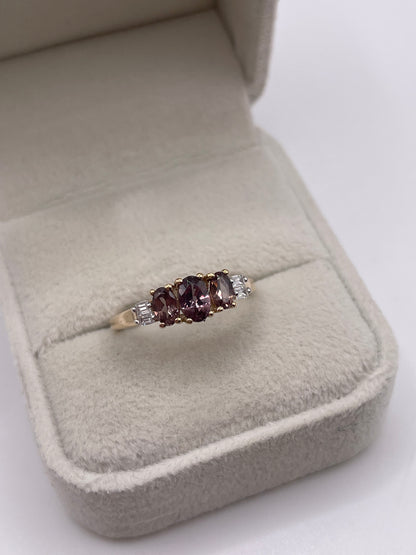 9ct gold quartz and zircon ring
