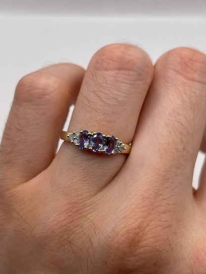 9ct gold tanzanite and diamond ring