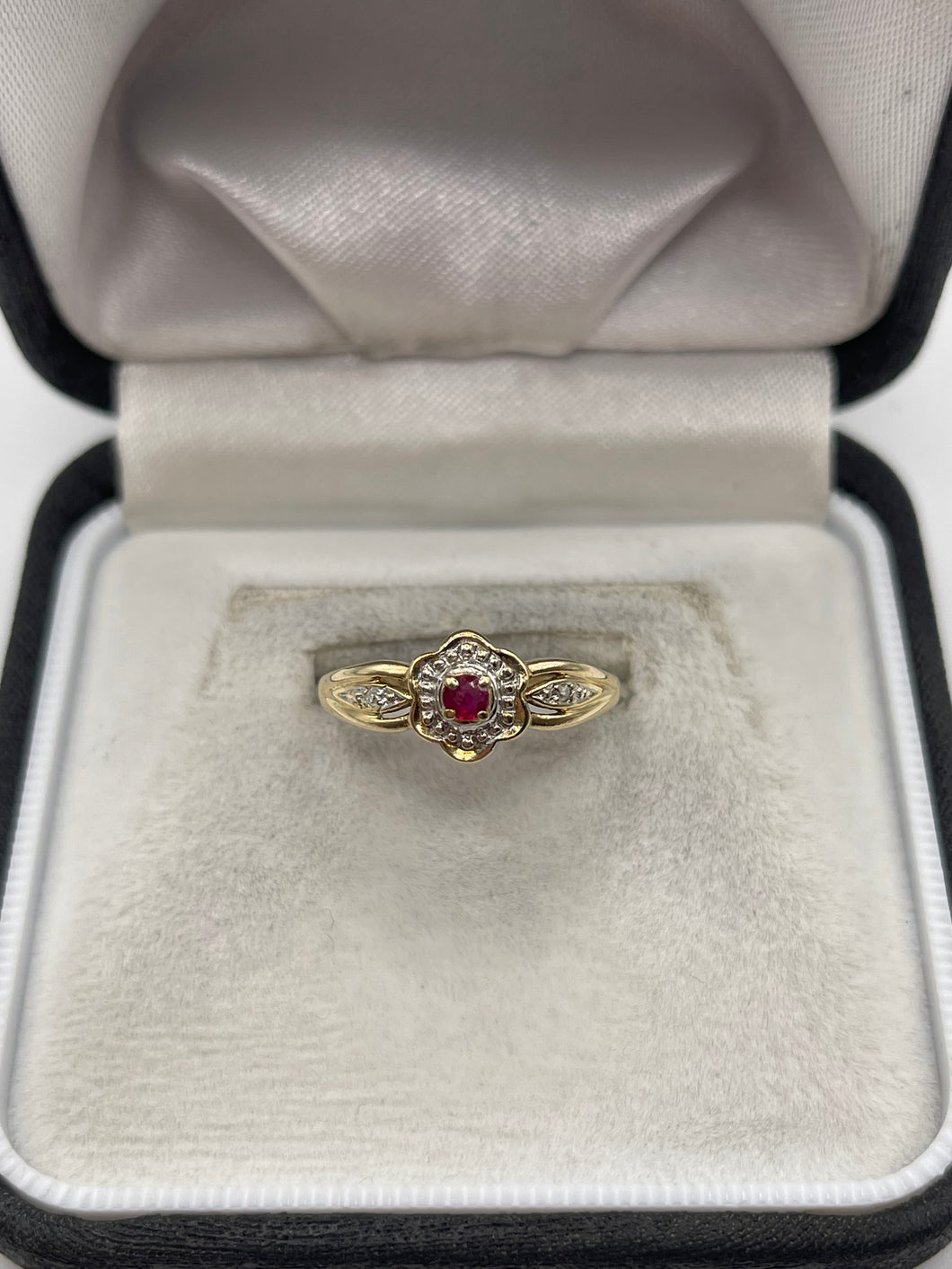 9ct gold ruby and diamond ring