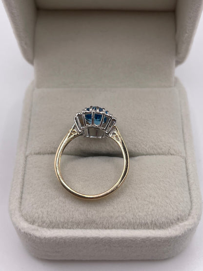 9ct gold topaz and diamond ring