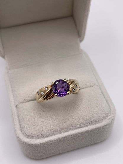 9ct gold amethyst and diamond ring