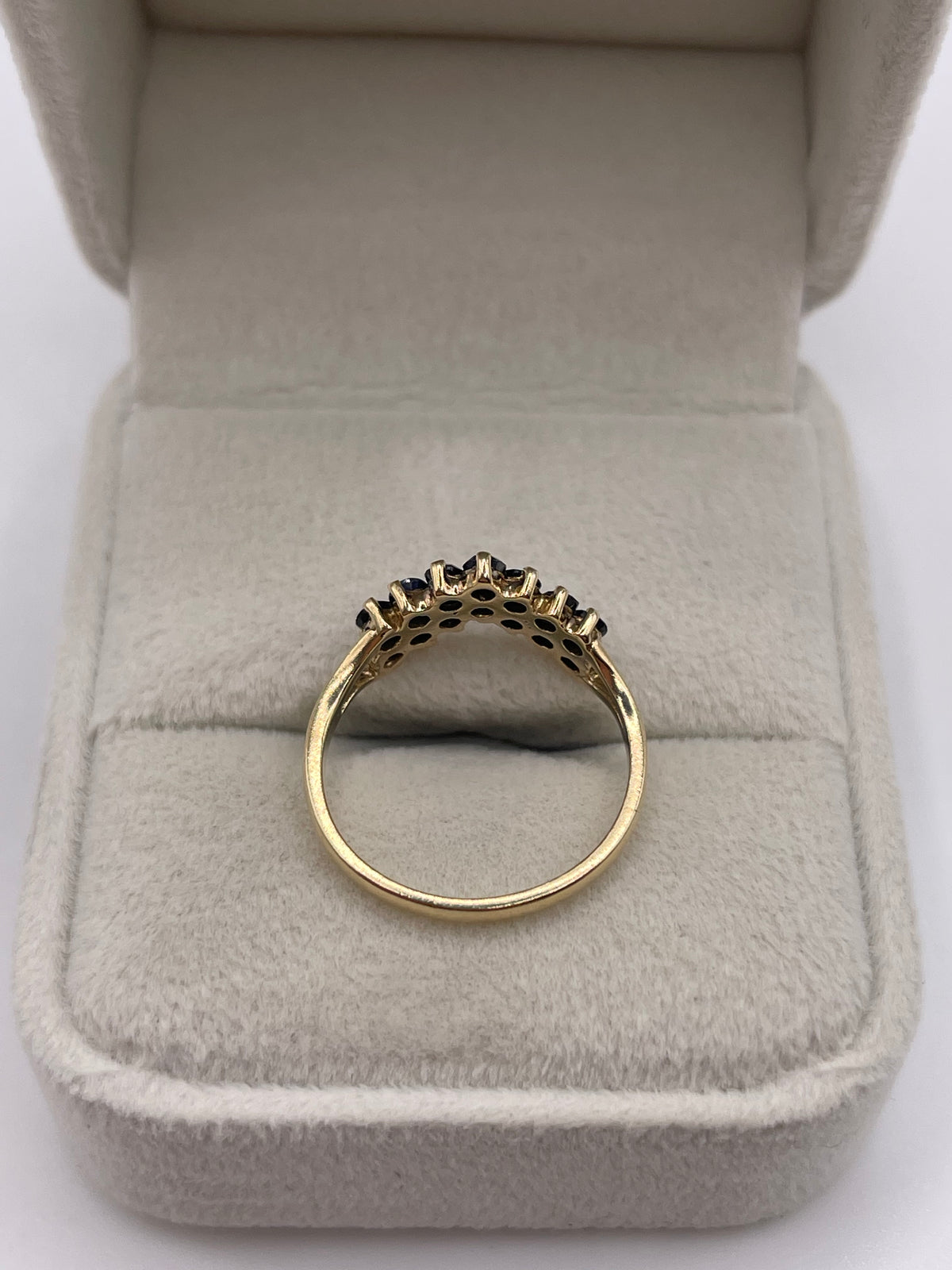 9ct gold sapphire wishbone ring