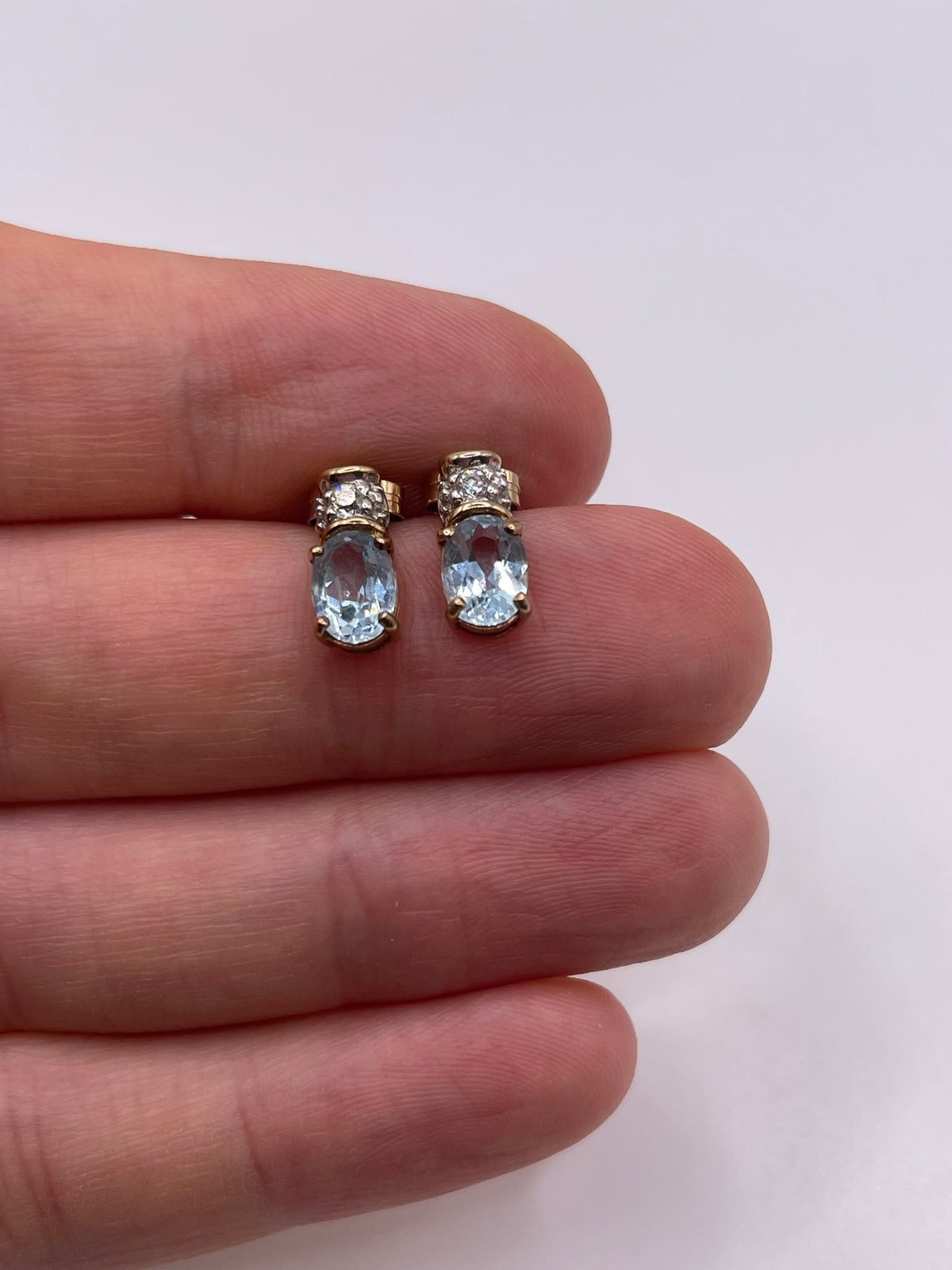 9ct gold topaz earrings