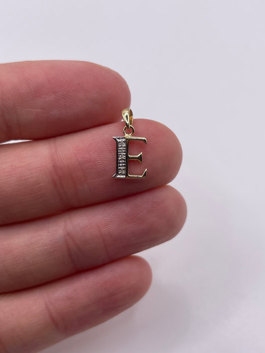 9ct gold diamond initial E pendant