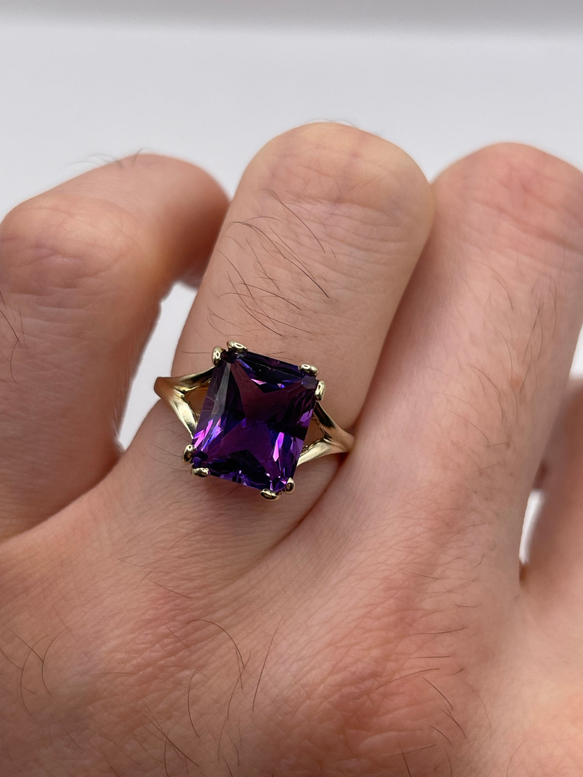 9ct gold amethyst ring