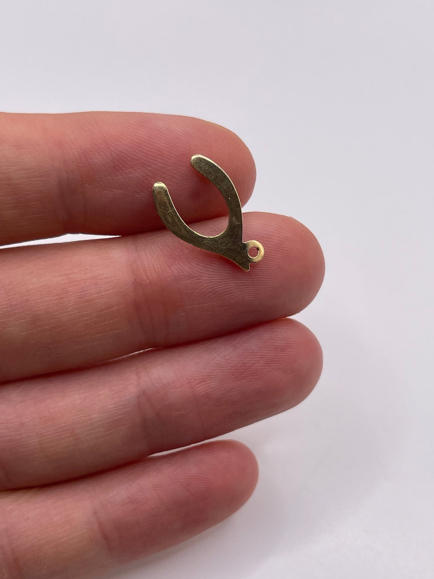 9ct gold wishbone charm