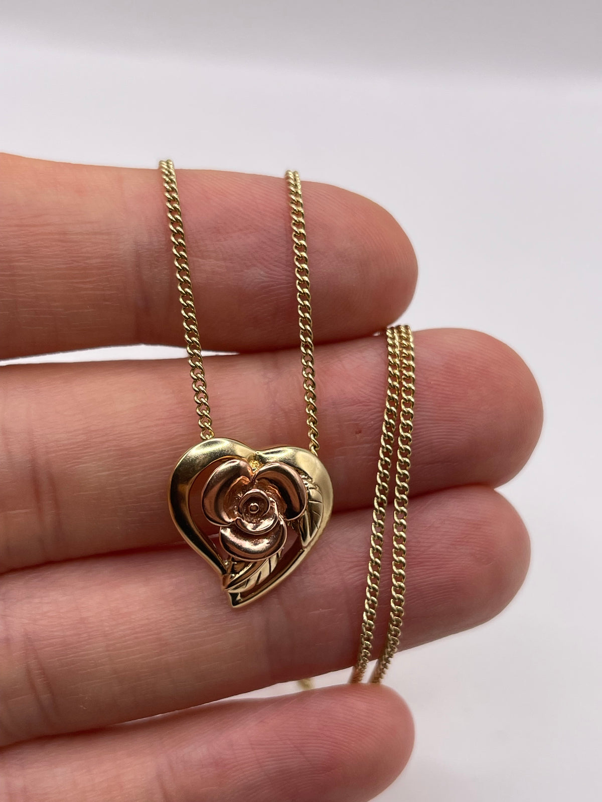 Clogau 9ct gold necklace
