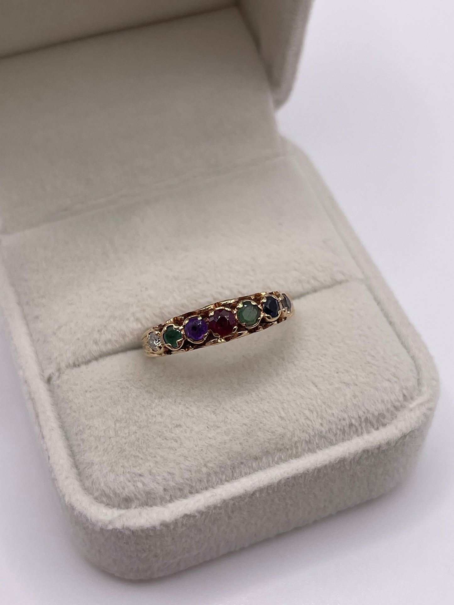 9ct gokd dearest ring