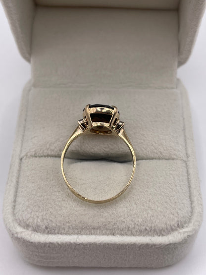 9ct gold Smokey quartz and diamond ring