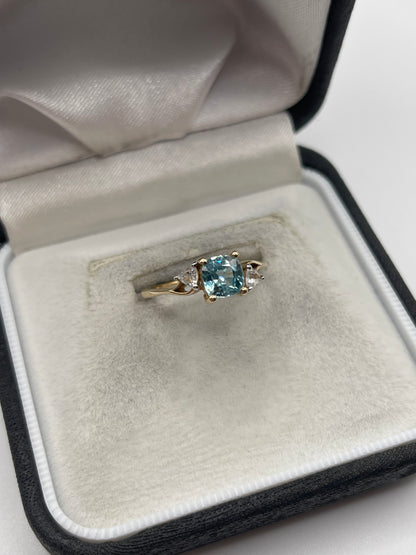9ct gold blue and white zircon ring