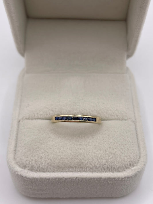 9ct gold sapphire ring