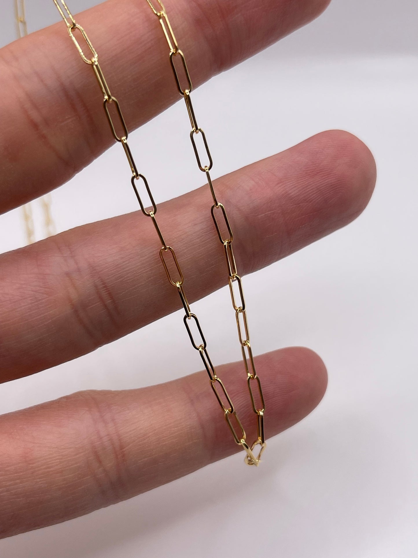 9ct gold chain L