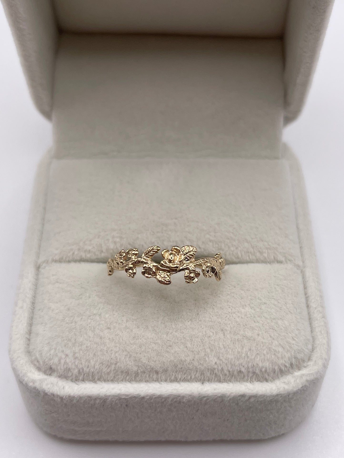 9ct gold forget me not ring
