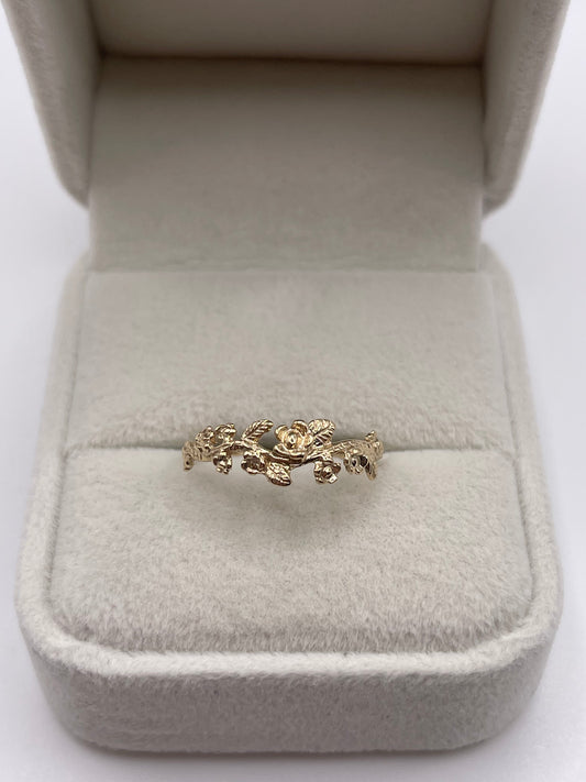 9ct gold forget me not ring
