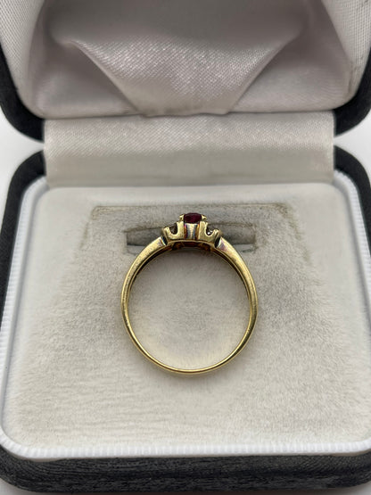 18ct gold ruby and diamond ring
