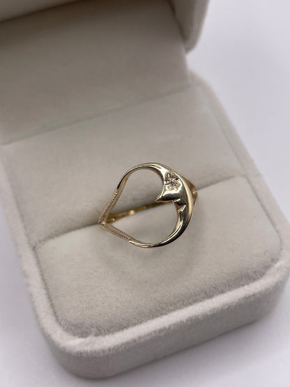 9ct gold diamond moon ring